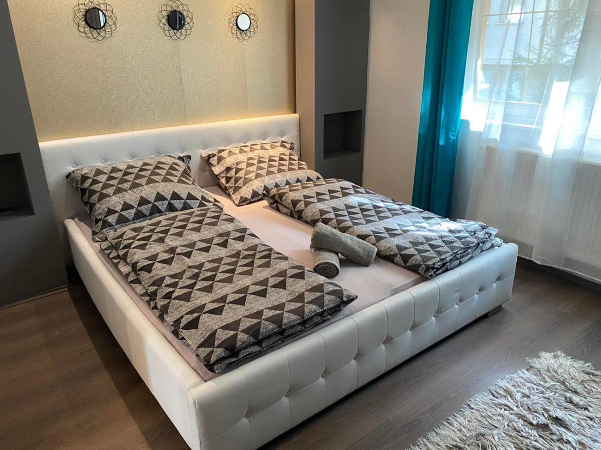 Gabrielle2 Apartman Debrecen Eksteriør billede