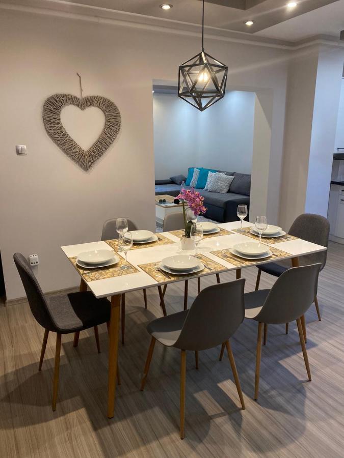 Gabrielle2 Apartman Debrecen Eksteriør billede